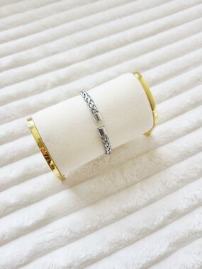 Silver Tone Braided Wire Cuff Bracelet Woven Rope Design Open Bar Ends
